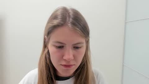 ninarihh online show from 09-25-25, 10:19