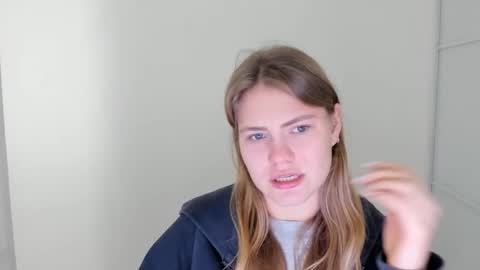 ninarihh online show from 10-24-25, 11:06