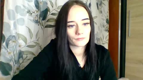 Nina online show from 12-04-25, 10:40