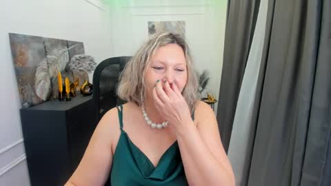 ninastarle online show from 04-02-26, 04:43