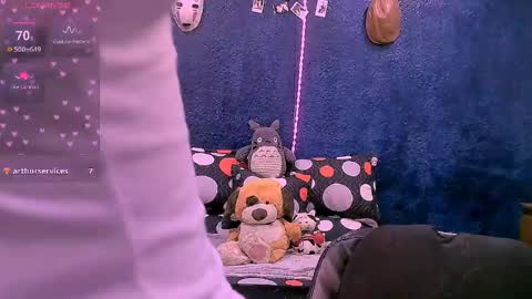 Nina online show from 04-22-26, 01:12