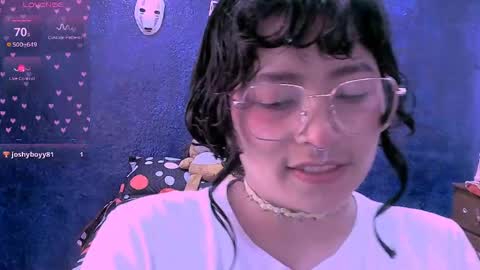 Snapshot of ninayellow chatting on 05-08-26, 02:11 Nina online show from 05-08-26, 02:11