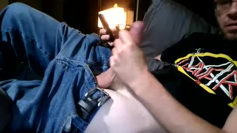 Snapshot of nineinchbronco chatting on 11-17-25, 08:53 nineinchbronco online show from 11-17-25, 08:53