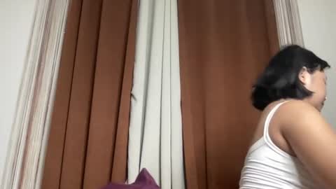 Snapshot of nini_luvskorn chatting on 06-16-26, 10:29 nini_luvskorn online show from 06-16-26, 10:29