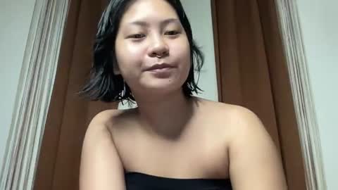 Snapshot of nini_luvskorn chatting on 06-18-26, 08:58 nini_luvskorn online show from 06-18-26, 08:58