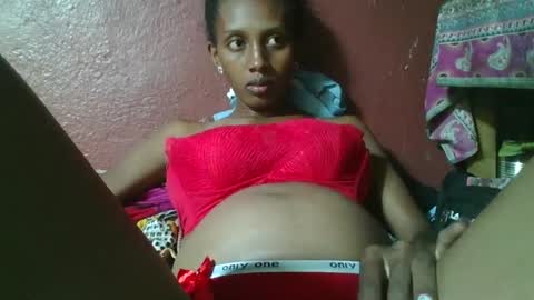 Snapshot of ninie246746 chatting on 01-23-25, 04:04 ninie246746 online show from 01-23-25, 04:04