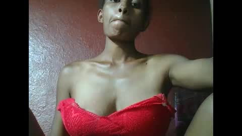 Snapshot of ninie246746 chatting on 01-25-25, 01:41 ninie246746 online show from 01-25-25, 01:41