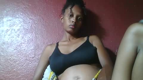 Snapshot of ninie246746 chatting on 02-07-25, 01:53 ninie246746 online show from 02-07-25, 01:53