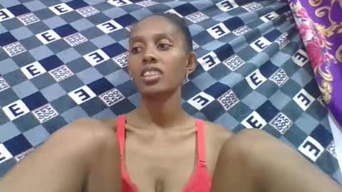 Snapshot of ninie246746 chatting on 02-24-26, 07:06 ninie246746 online show from 02-24-26, 07:06