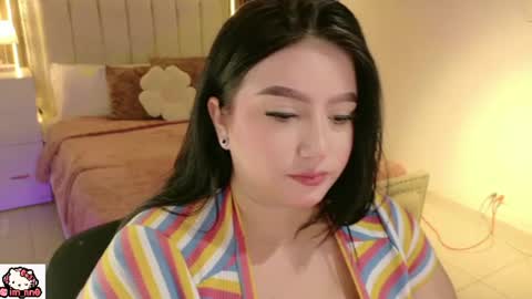Snapshot of ninna_sweet_ chatting on 06-13-26, 02:48 Nina online show from 06-13-26, 02:48