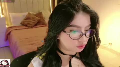 Snapshot of ninna_sweet_ chatting on 06-19-26, 01:48 Nina online show from 06-19-26, 01:48