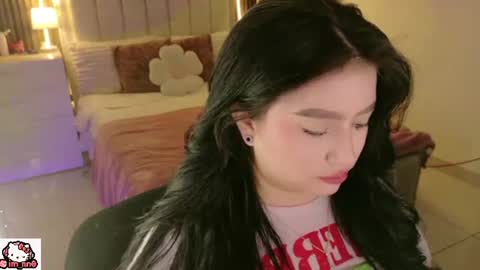 Snapshot of ninna_sweet_ chatting on 07-28-26, 01:21 Nina online show from 07-28-26, 01:21