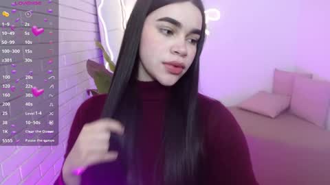 Snapshot of ninna_tay chatting on 11-30-25, 11:47 Ninnaaaa online show from 11-30-25, 11:47