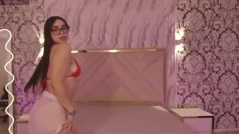 Snapshot of ninna_tay chatting on 01-10-26, 07:37 Ninnaaaa online show from 01-10-26, 07:37