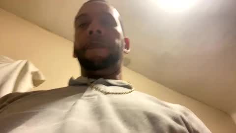 ninolindo919 online show from 11-10-25, 04:22