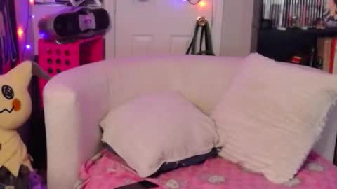 kiwi online show from 11-27-25, 05:20