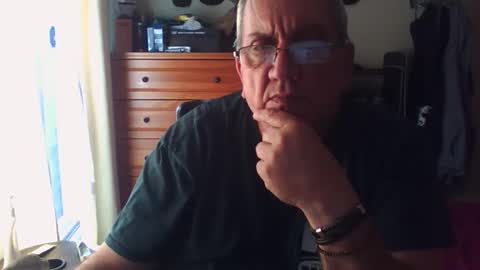 Dennis online show from 10-24-25, 02:13