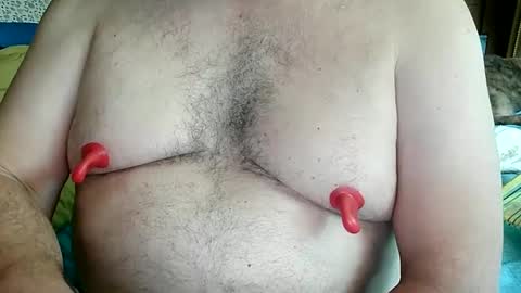 Nip Fun Bear online show from 10-06-25, 09:56