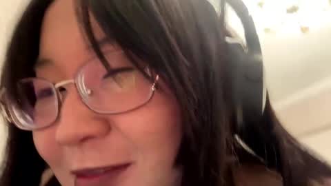 Nira online show from 04-18-26, 07:58