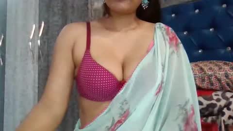 Nishu online show from 12-20-25, 04:41