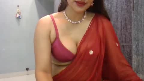 Snapshot of nisha_baby chatting on 06-11-26, 04:43 Nishu online show from 06-11-26, 04:43