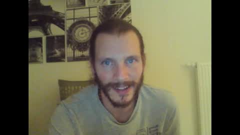 Snapshot of nitai84 chatting on 12-02-24, 10:12 Nitai online show from 12-02-24, 10:12