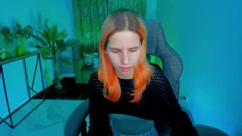 Snapshot of nitanihil chatting on 12-01-25, 07:02 Nita online show from 12-01-25, 07:02