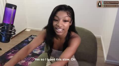 NIVIA WOLFE online show from 05-28-26, 03:04