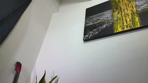 Nicolas Muscle online show from 12-23-24, 03:50