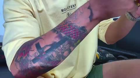 Nicolas Muscle online show from 01-06-25, 10:13