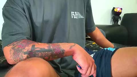 Nicolas Muscle online show from 02-13-25, 10:43