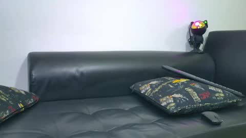 Nicolas Muscle online show from 03-07-25, 08:34