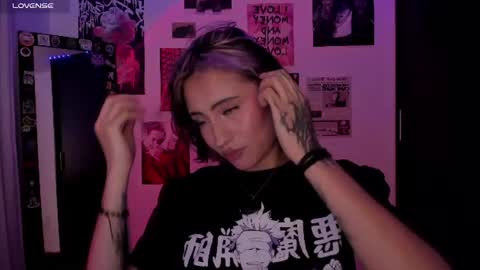 Nixxie  online show from 06-16-26, 02:03