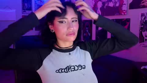 Nixxie  online show from 07-24-26, 04:10