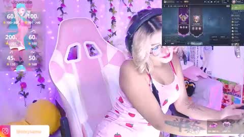 Nixy Sama online show from 10-14-25, 08:53