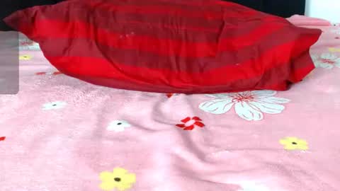 NIXYLUX online show from 06-23-26, 01:36