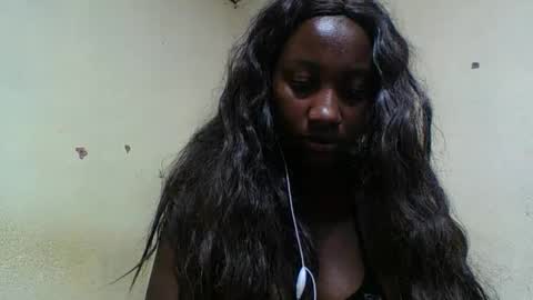 Snapshot of njaras chatting on 05-31-26, 06:20 njaras online show from 05-31-26, 06:20