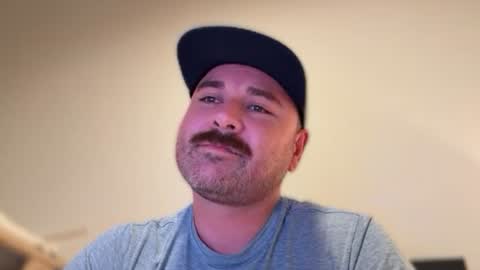 Snapshot of njerseydude82 chatting on 08-04-26, 04:37 Jason online show from 08-04-26, 04:37