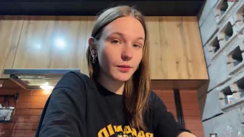 Tears Lora online show from 12-05-25, 01:36