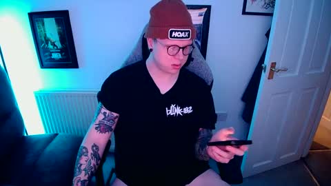 Snapshot of nlrb93 chatting on 12-18-24, 07:30 BNate93 online show from 12-18-24, 07:30