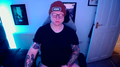 Snapshot of nlrb93 chatting on 01-17-25, 08:00 BNate93 online show from 01-17-25, 08:00