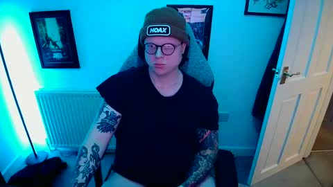 Snapshot of nlrb93 chatting on 02-10-25, 06:56 BNate93 online show from 02-10-25, 06:56