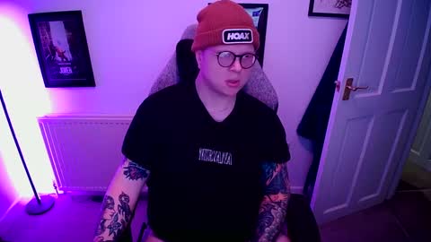 Snapshot of nlrb93 chatting on 03-10-25, 07:18 BNate93 online show from 03-10-25, 07:18