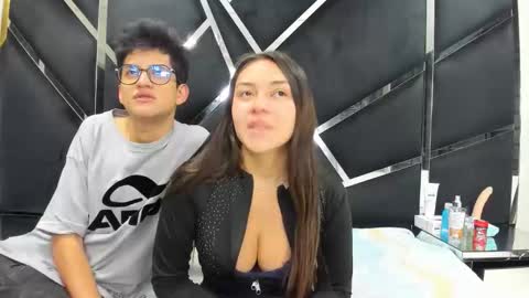 NoaandArez online show from 02-08-26, 05:22