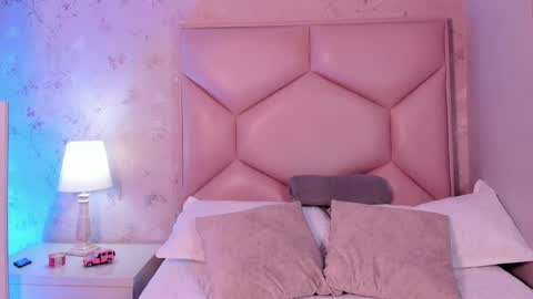   ambarsulliva  online show from 02-13-25, 11:50