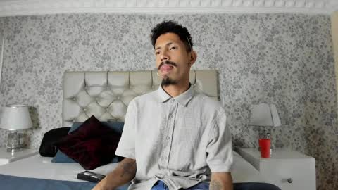 Snapshot of noaahtylor chatting on 03-27-26, 07:24 Noah online show from 03-27-26, 07:24