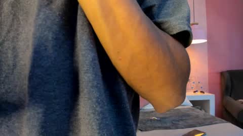 Snapshot of noaahtylor chatting on 03-30-26, 10:00 Noah online show from 03-30-26, 10:00