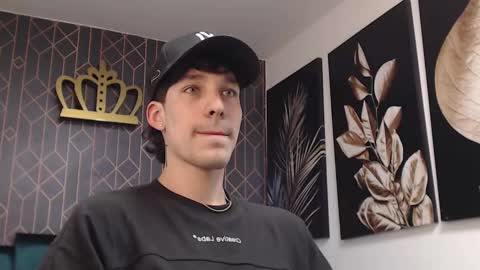 Snapshot of noah_brigth chatting on 03-05-25, 03:08 Noah Brigth online show from 03-05-25, 03:08