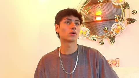 Noah online show from 09-30-25, 01:05