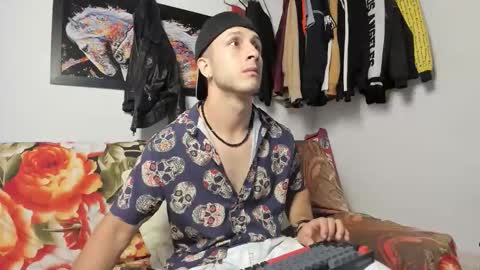 Noah online show from 11-19-25, 08:42